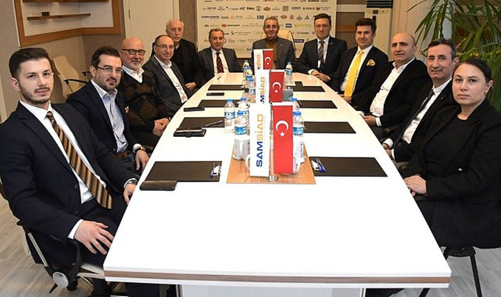 Murzioğlu, İş İnsanlarıyla Bir Araya Geldi!