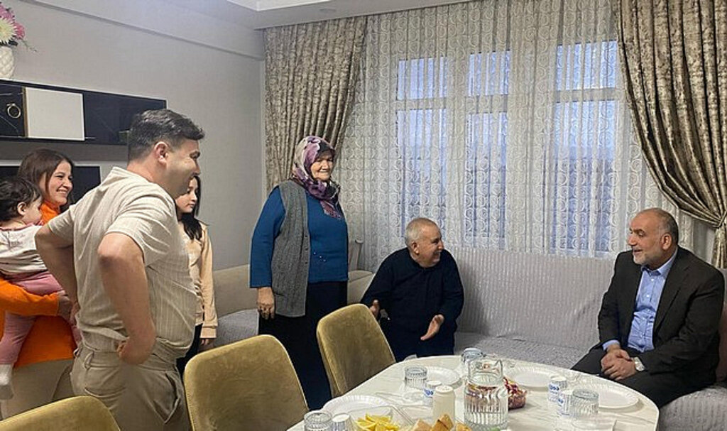 Başkan İbrahim Sandıkçı Çat Kapı İftarla Vatandaşla Buluşuyor!