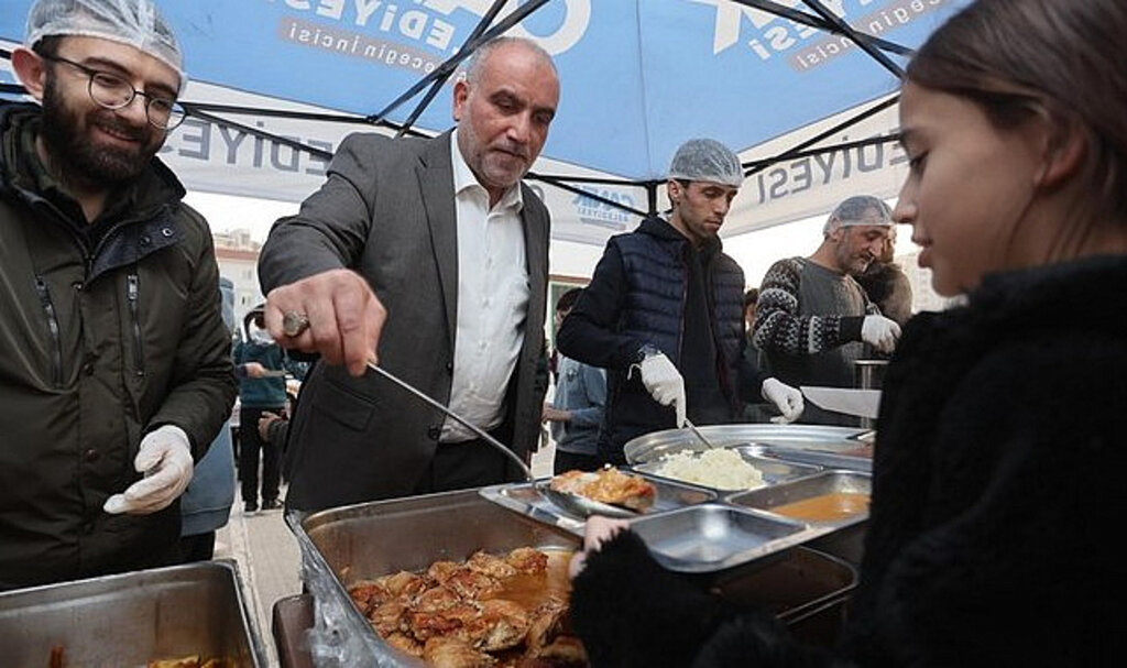 Başkan İbrahim Sandıkçı Öğrencilerin İftar Heyecanına Ortak Oldu!