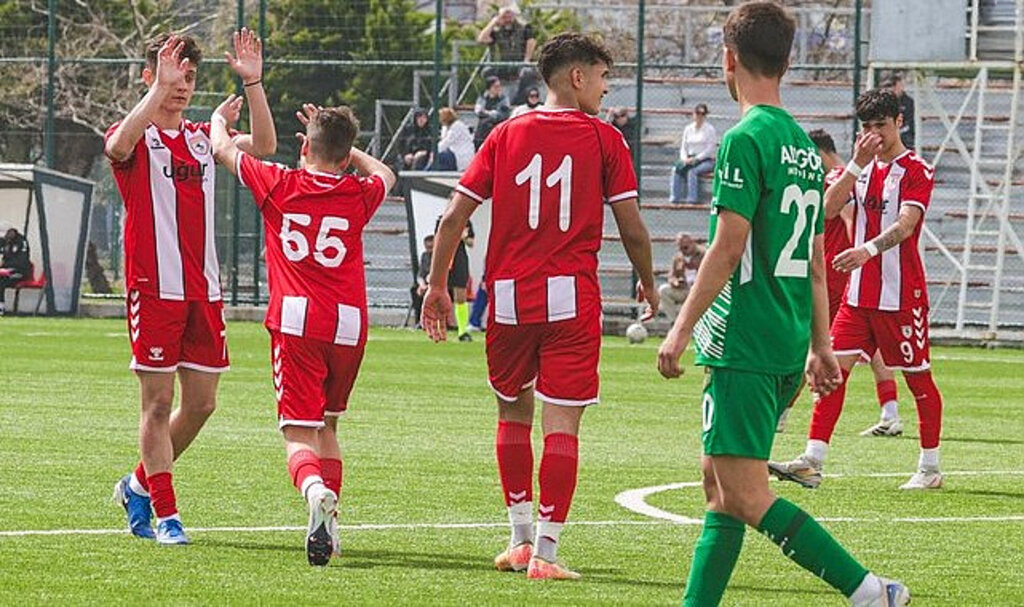 Samnsunspor U15 Takımı 3 Puanı Farklı Skorla Aldı!
