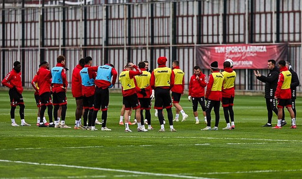Samsunspor’da Alanyaspor Hazırlıkları Tüm Hızıyla Sürüyor!