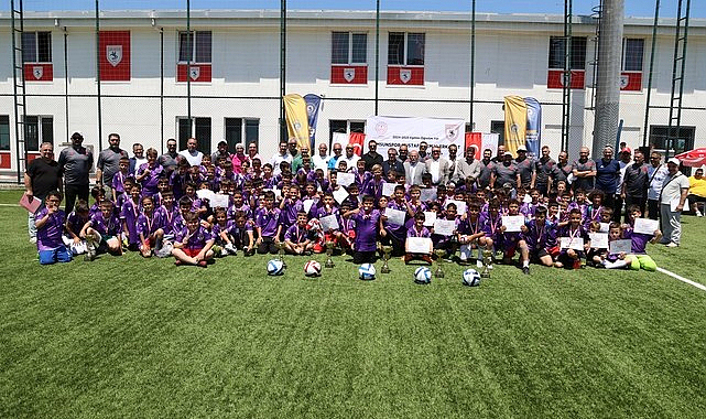 ‘Kaybetmek Yok’ Minikler Futbol Şenliği Coşkulu Bir Finalle Sona Erdi!