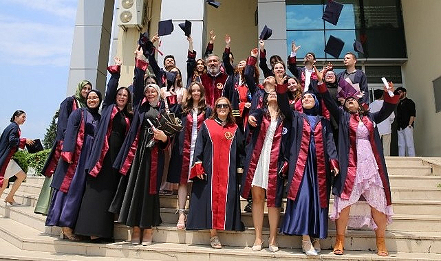 OMÜ İletişim Fakültesi Mezunlarını Coşkuyla Uğurlayacak!