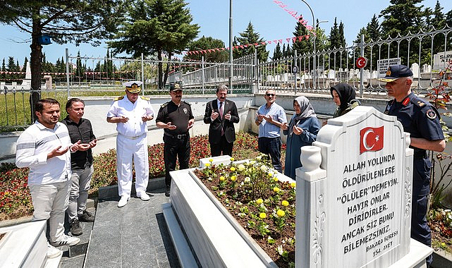 Vali Tavlı Şehitlikleri Ziyaret Ederek Dua Etti!