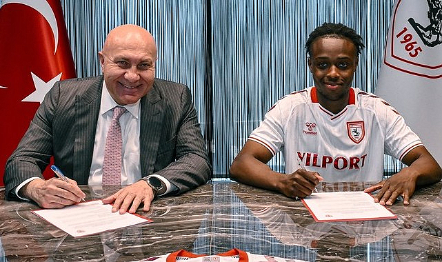 Samsunspor'dan Geleceğe Yönelik Büyük Hamle: Richie Omorowa 5 Yıllığına Kırmızı-Beyazlı Oldu!