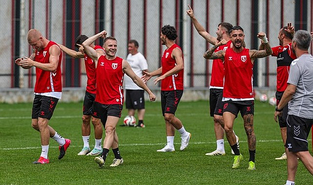 Samunspor Sezona Neşeli Hazırlanıyor!