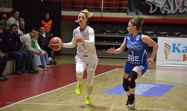 Lider Zorlu Koleji Samsun Basketbol İkinci Yarıya Farklı Galibiyetle Başladı!