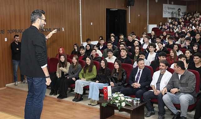 Büyükşehir Gençlerin Eğitim Ve Kariyer Yolculuğuna Rehber Oluyor!