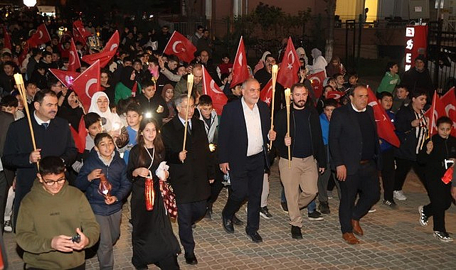 Canik'te Ramazan'ın Gelişi Fener Alayıyla Karşılandı!
