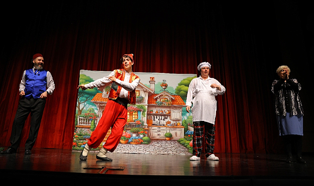 8'inci Samsun Uluslararası Tiyatro Festivali Başladı!