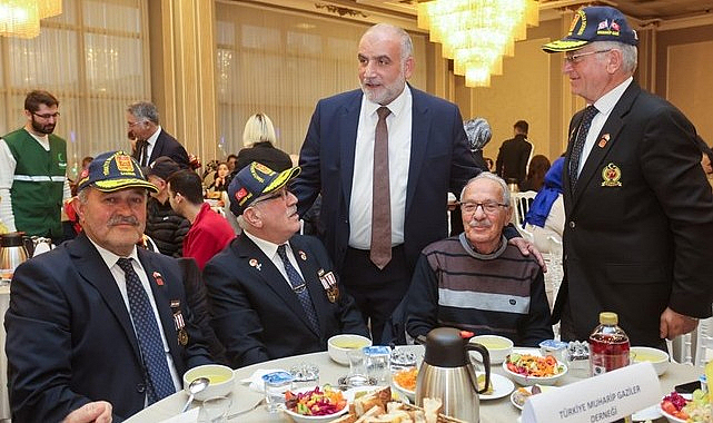 Başkan Sandıkçı Şehit Aileleri ve Gazilerle İftarda Buluştu!