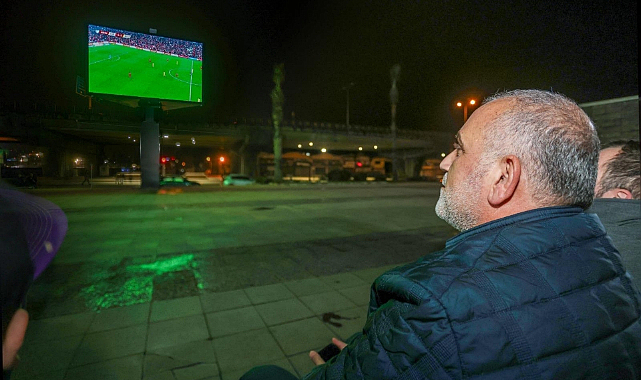 Canik'te Milli Maç Heyecanı Dev Ekranla Paylaşıldı!