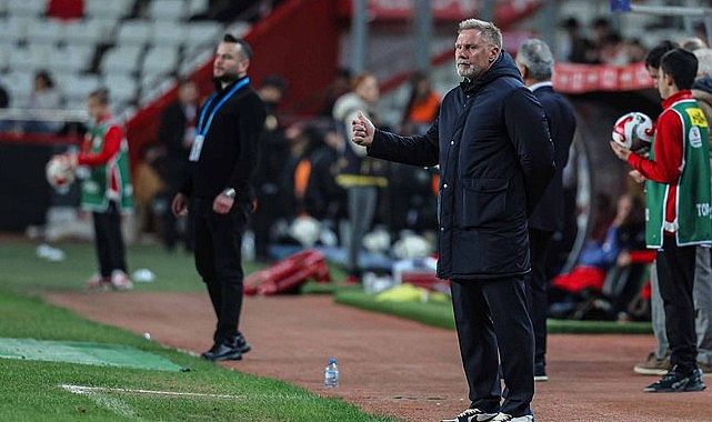 Thorsten Fink, 2-0 Kazanılan Antalyaspor Maçını Değerlendirdi!