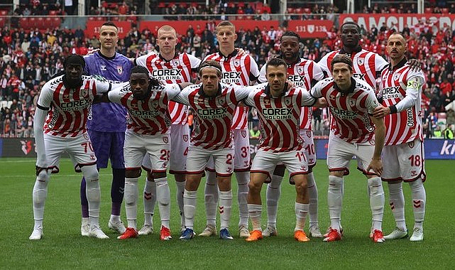 Samsunspor Beşiktaş'ı 2-1 Mağlup Etti!