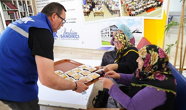 Canik Belediyesi'nden Aşure İkramı!