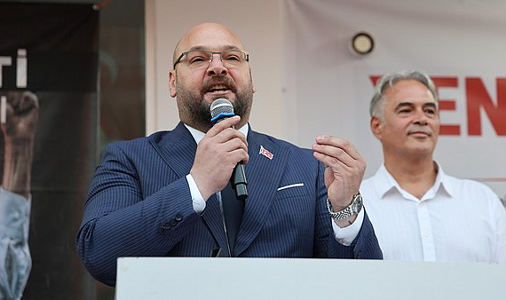 Samsun’un Tek CHP’li Belediye Başkanı Serhat Türkel Yeni Partiye Katıldı!